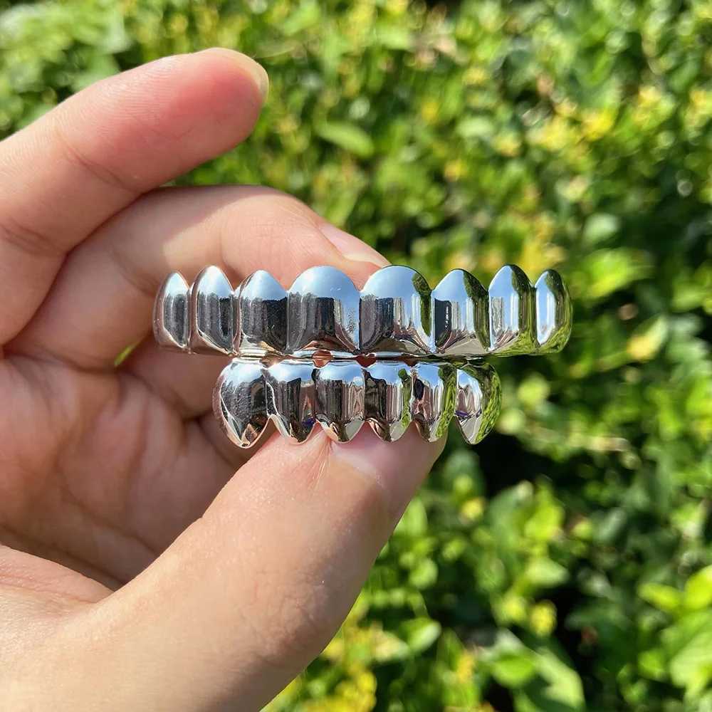 Rachelz Hip Hop 8/6 Black Teeth Grillz Punk Top Bottom Smooth Hat Decoration Womens Jewelry Halloween Role Play W250412
