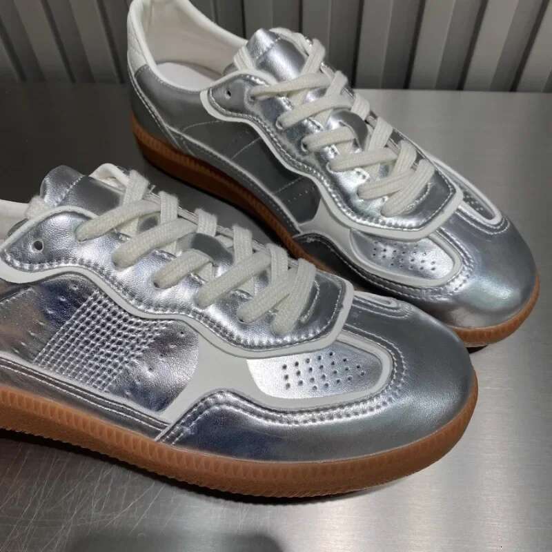 Summer New Women's Outdoor Walking Shoes Leisure Sports Round Head Sewing Fashion Tennis Sneakers Light Running Trainers