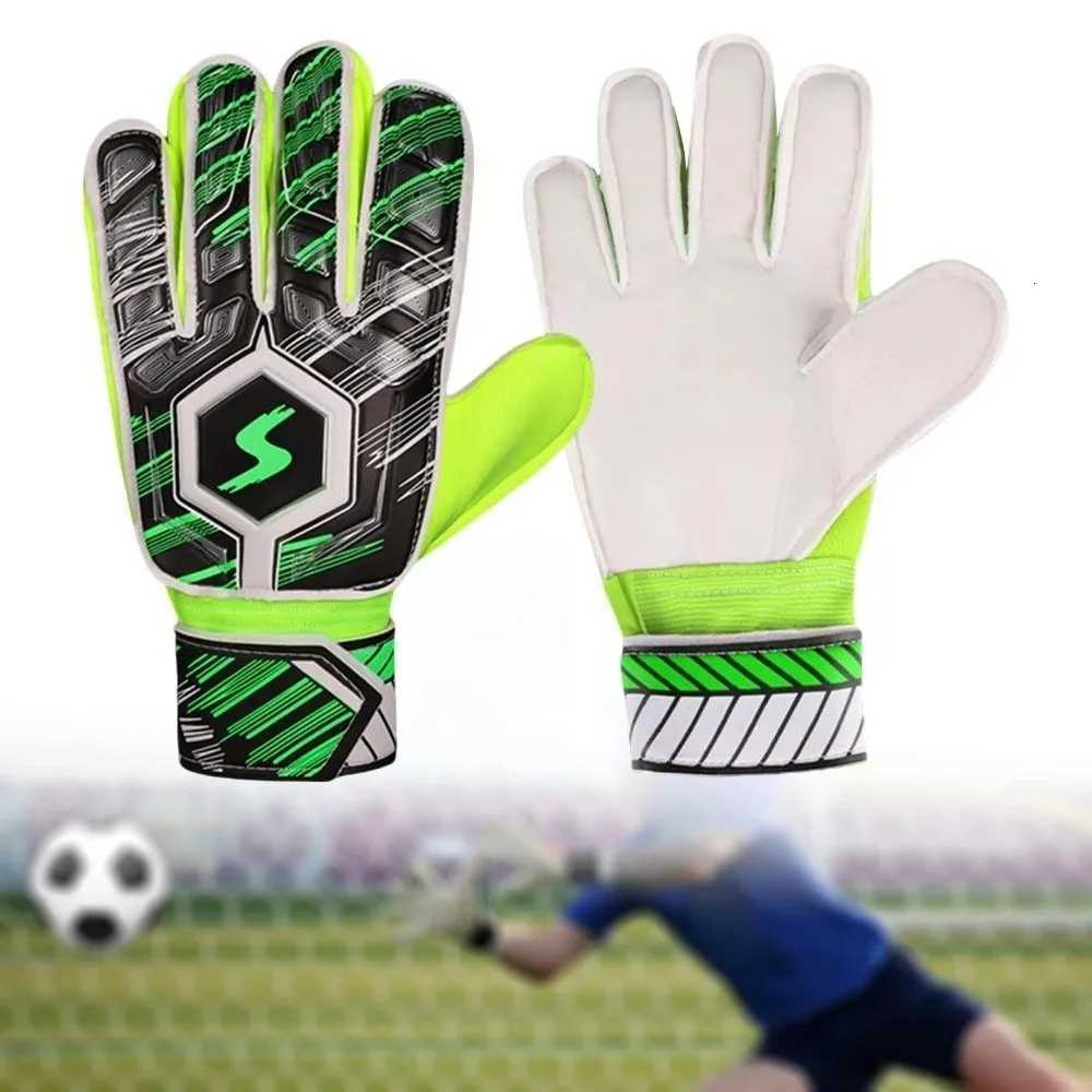 Strong Grips Football Goalkeeper Gloves Breathable Thickened Soccer Goalie Gloves Non-slip Full Finger Kids Goalkeeper GlovesW251112