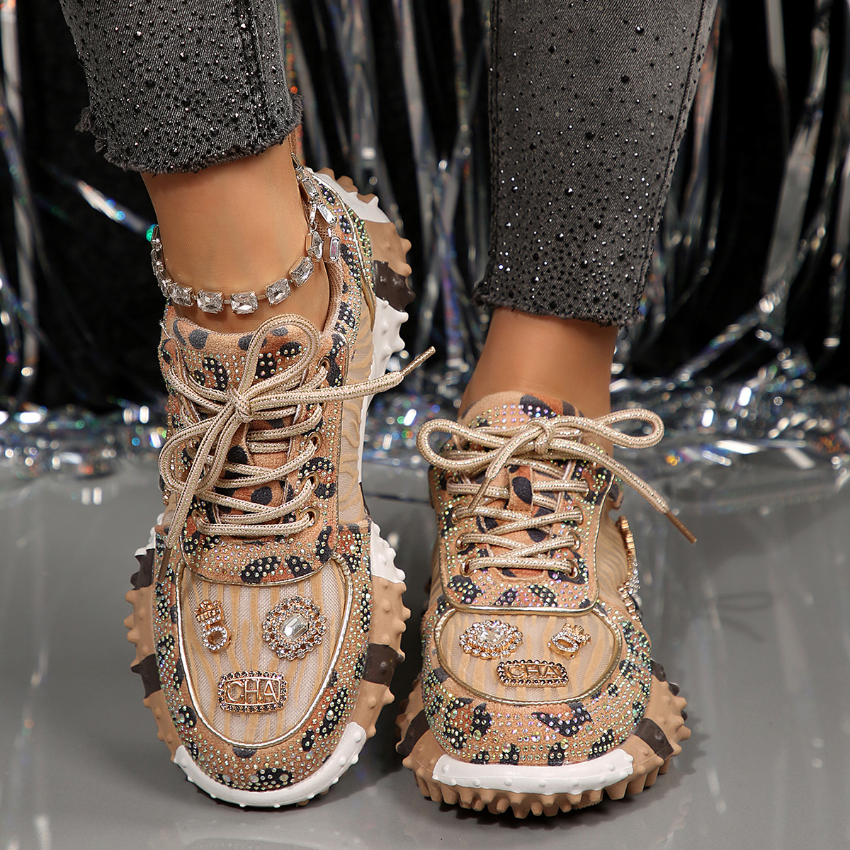 Summer Mesh Women's Sneakers Water Diamond Fashion Luxury Rhinestone Ladies Shoes 2025 New Outdoor Platform Non Slip Running Shoes Female Designe