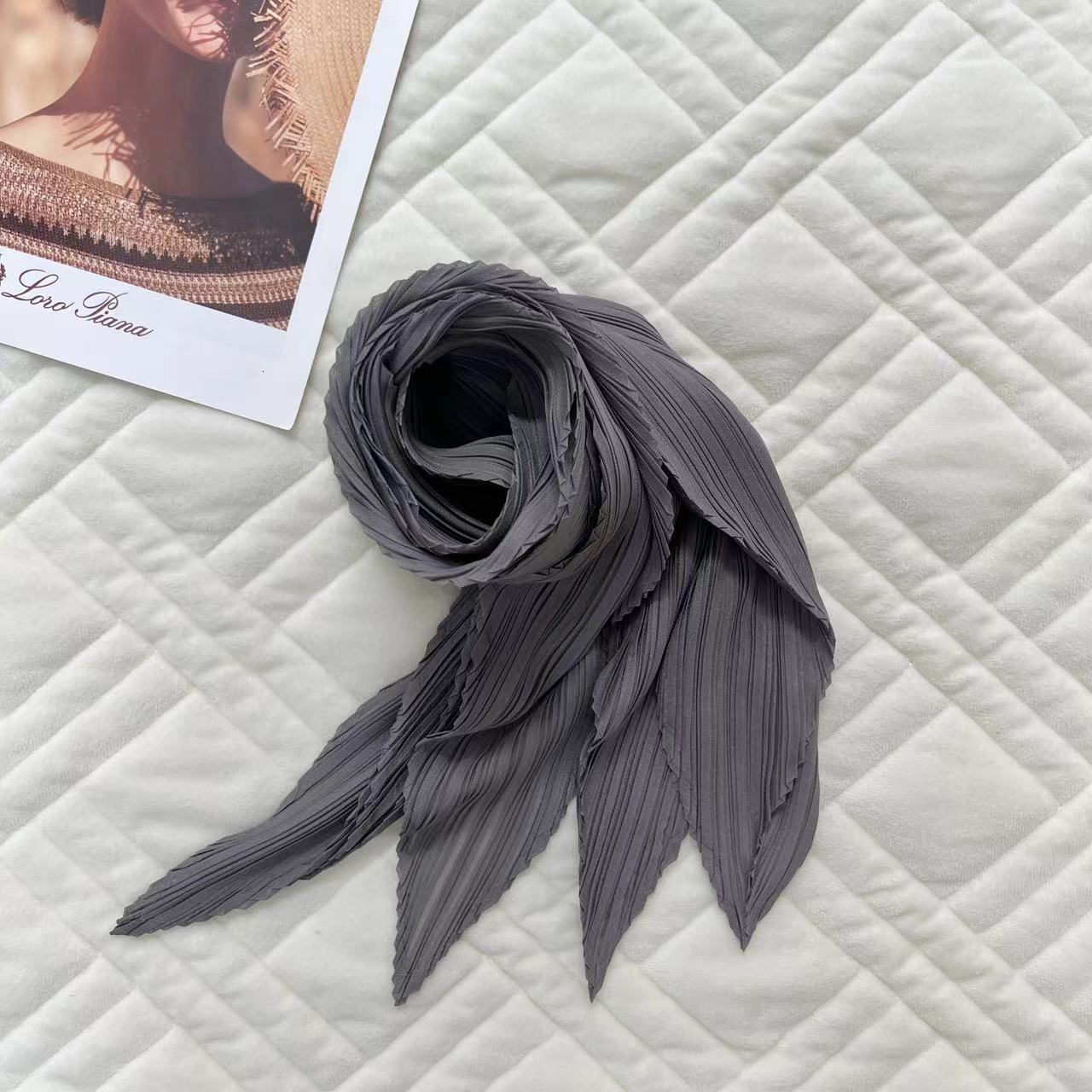 Miyake Pleated Women Scarf Shawl Fabric Korean Fashion Thin Sunscreen Scarf Foulard Femme Luxe Marque Hijabs for Woman 250704