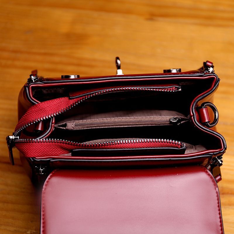 High End Feeg Diagonal Cross Western Stle Square Women's New And Fashionable Small Portable Shoulder Bag,