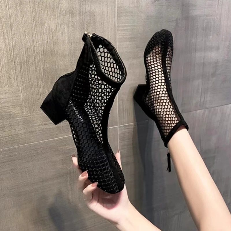 2025 Large Size Fashionable Sports Sexy Mesh Hollow Boots Solid Color Square Thick Heel Summer Casual Sandals 250411