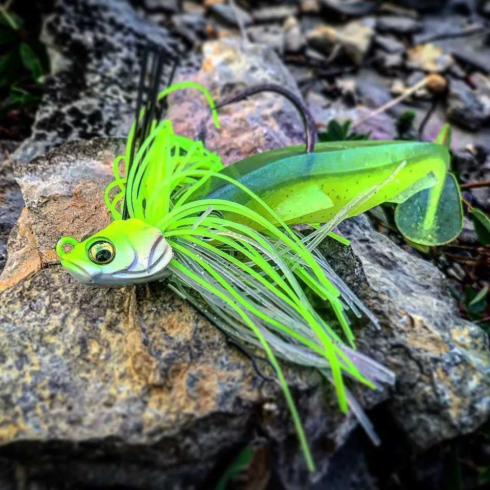 13.5G Spinner Bait Bass Jig Chatter Bait Fishing Lure Chatterbait Fishing Kit Wobblers for Bass Fishing Tackle Fishing Spoon Z250411