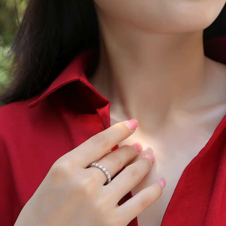 China Wholesale 925 Sterling Silver Platinum Plated 0.1 Ct Eternity Moissanite Diamond Band Rings Wedding Fine Jewelry for Women
