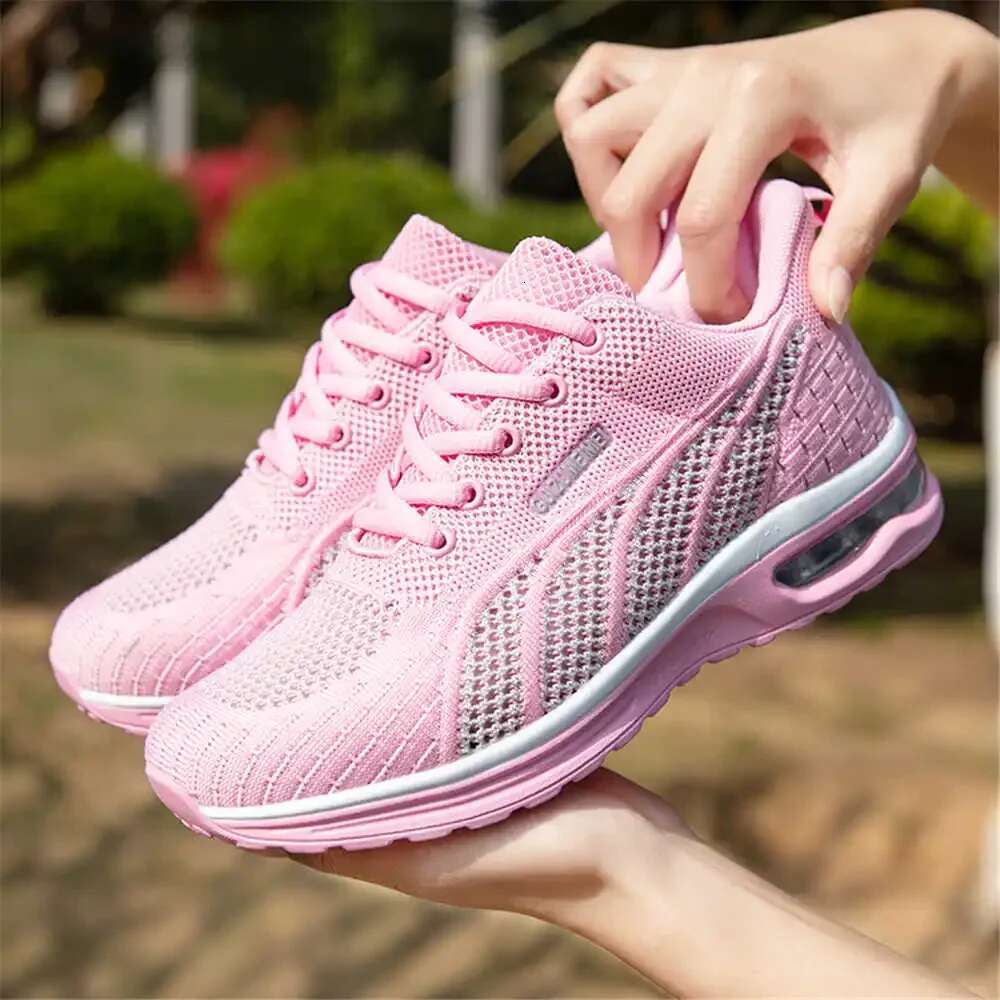 2025 Summer New Skateboarding Sneakers, Women's Designer Fashion Sneakers