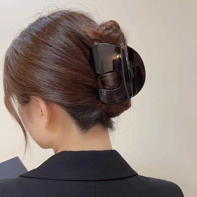 8.5CM Large Hair Claw Banana for Hairpins Womens Bucket Buckle for Womens Hair Small Japanese Korean Accessories Y2504012