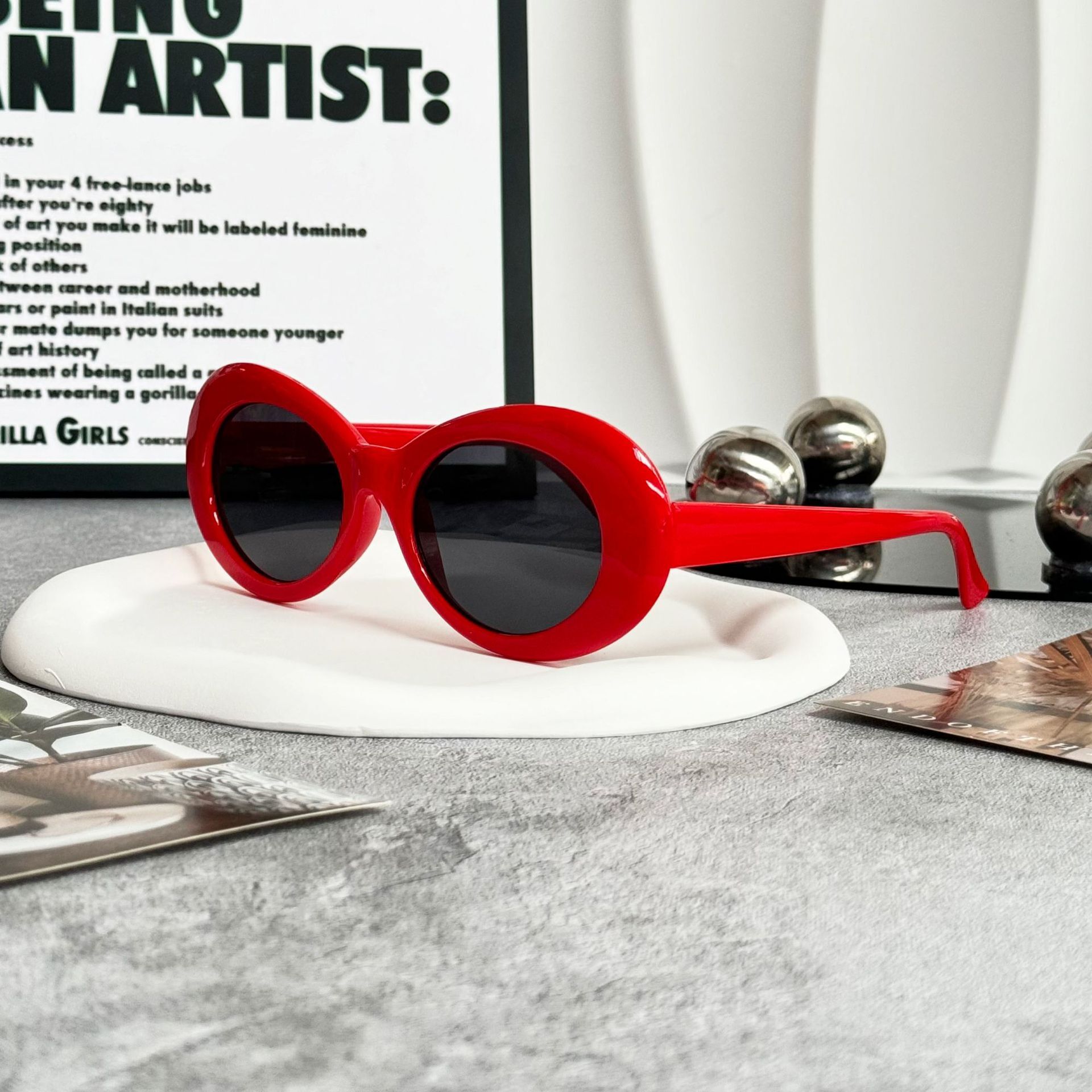24 new fashionable street photography glasses, high-end and UV resistant oval cat eye sunglasses