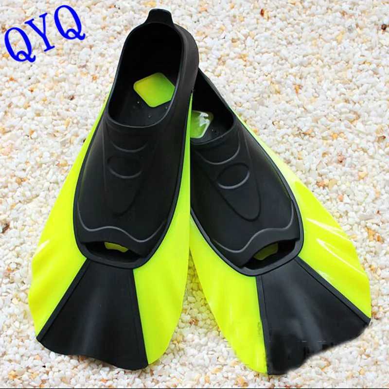 QYQ Mens Womens and Childrens Frog Shoes Swimming Snooker Equipment Silicone Flip CoverY250412F