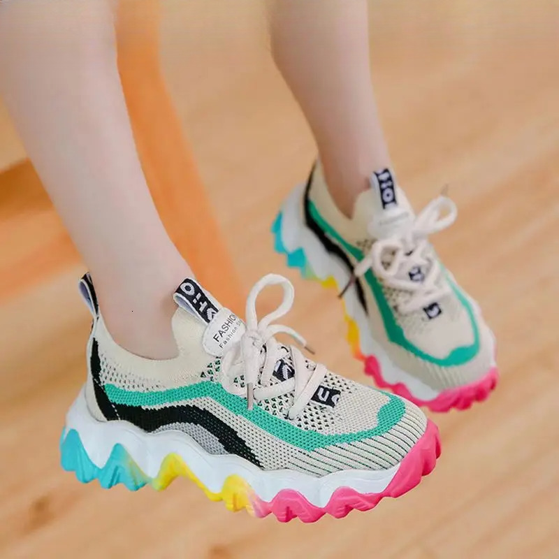 2025 Summer New Children's Rainbow Knitted Sports Tennis Shoes Designer Fashion Sports Shoes