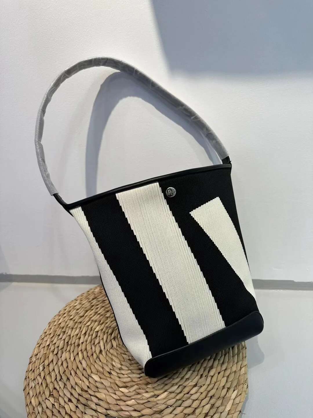 New Fashion Ladies Basket Large Capacity Tote For Female Women's Retro Blue Contrast Color Shoulder Bag