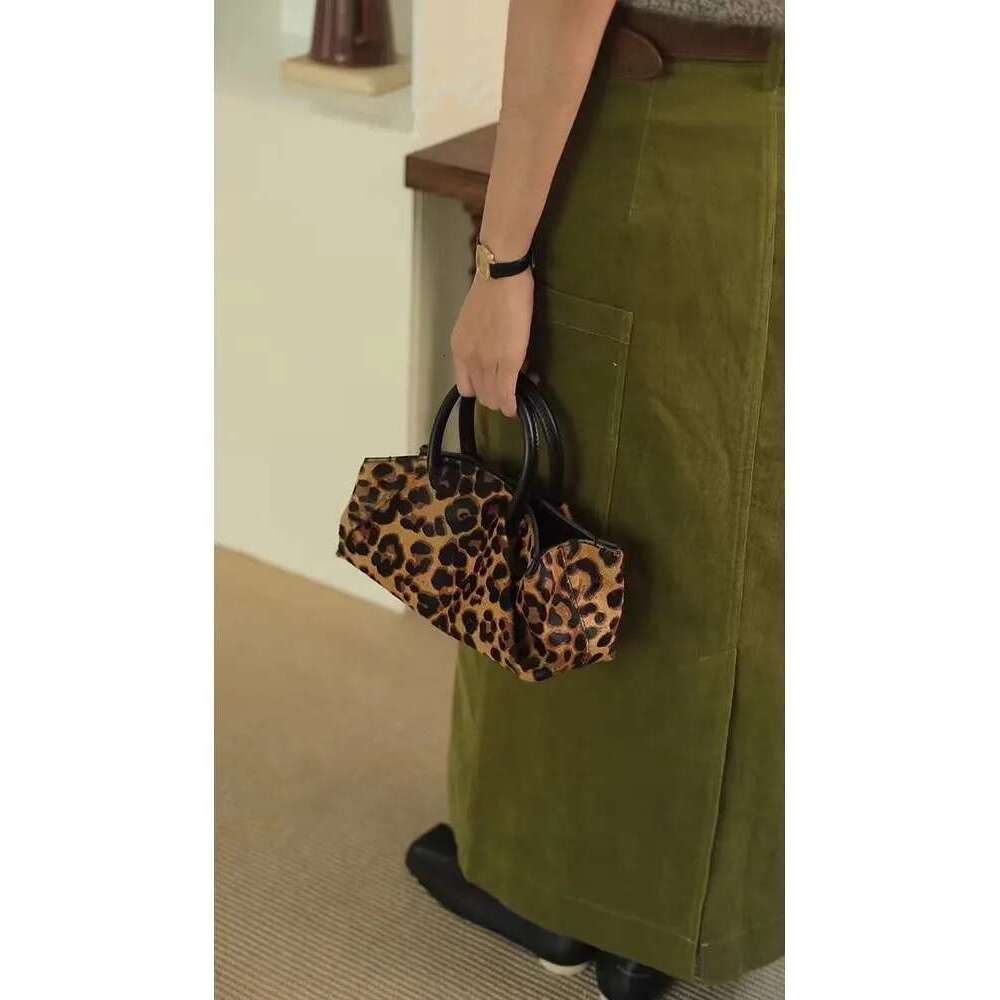 Designer Handbag Women High Quality Pu Leather Leopard Black Sier Crossbody Fashion Chic Ruched Shoulder Bag