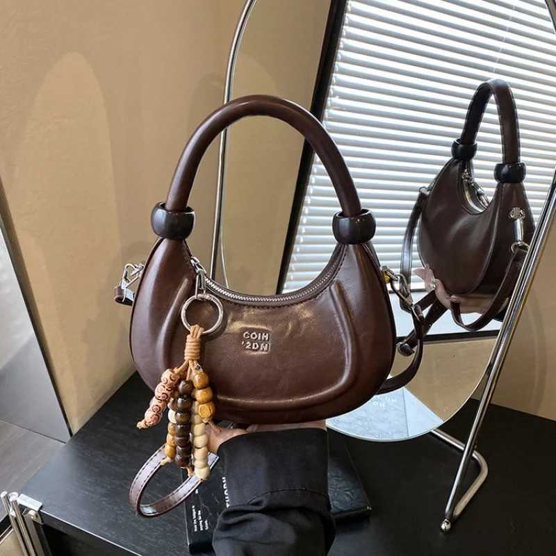 Chic Ladies Shoulder Bag By Luxury Brand - Elegant Leather Handbag From Famous Designer For WomenW251111