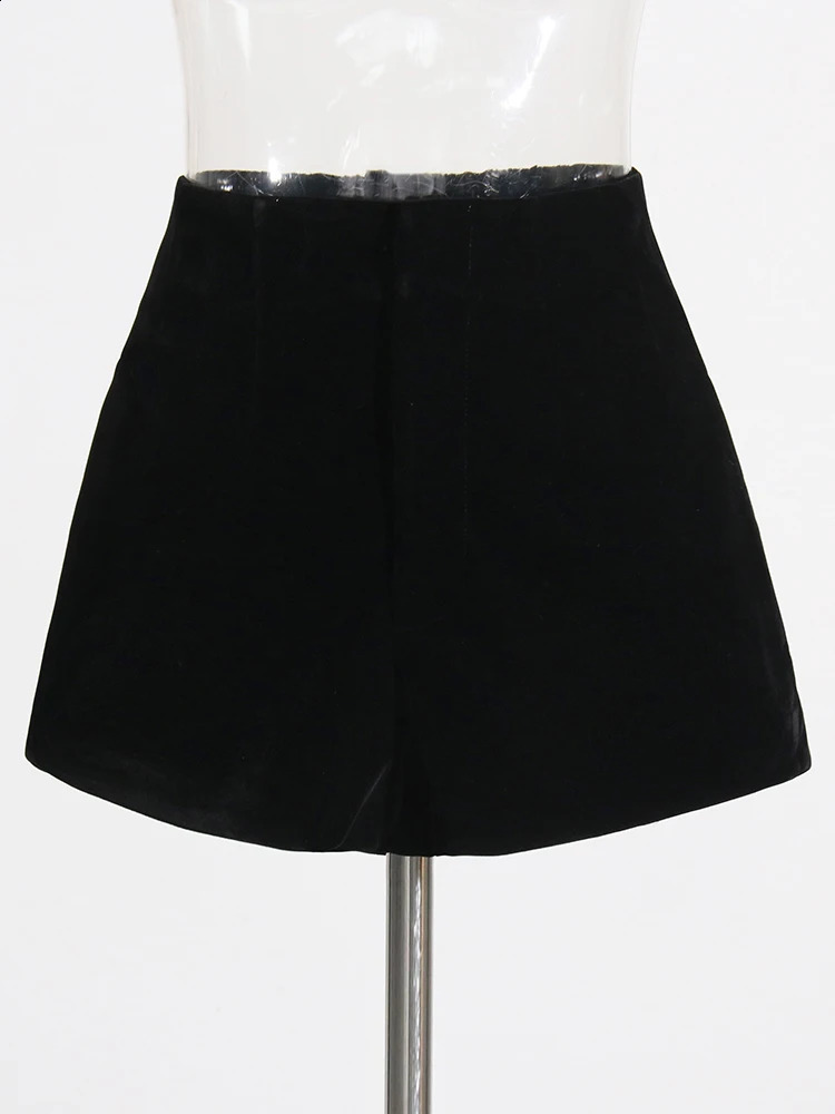 VGH Solid Minimalist Shorts For Women High Waist Spliced Zipper Temperament Slimming Short Pants Female Fashion Clothing Style 250409