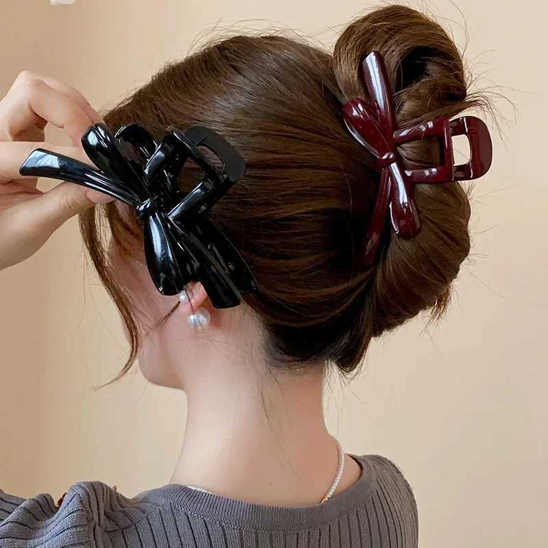 Vintage red black acrylic knot bow womens hair clip trend shark clip simple version head accessories wholesale Y2504012