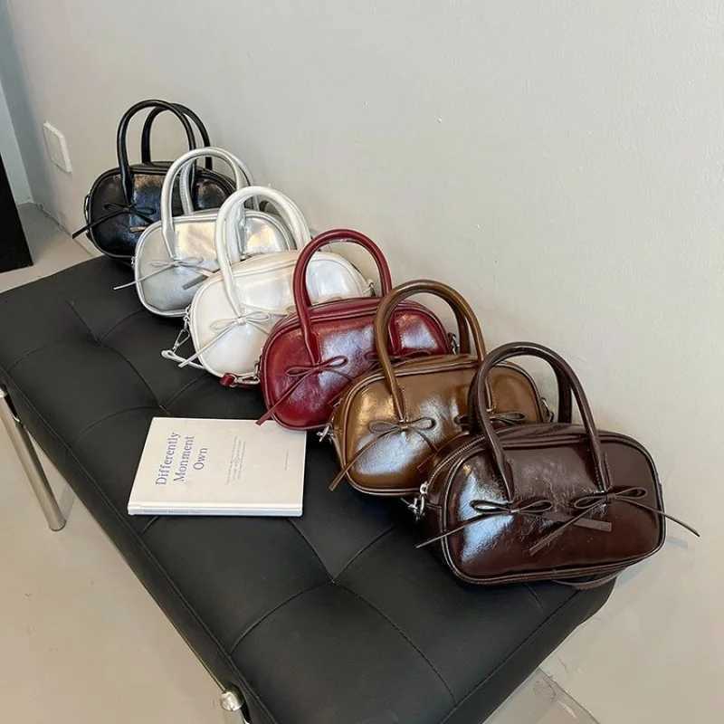 Fashionable Elegant Crossbody Bag For Women Leather Messenger Bag Classic Design By Luxury Brand Famous DesignerW251111