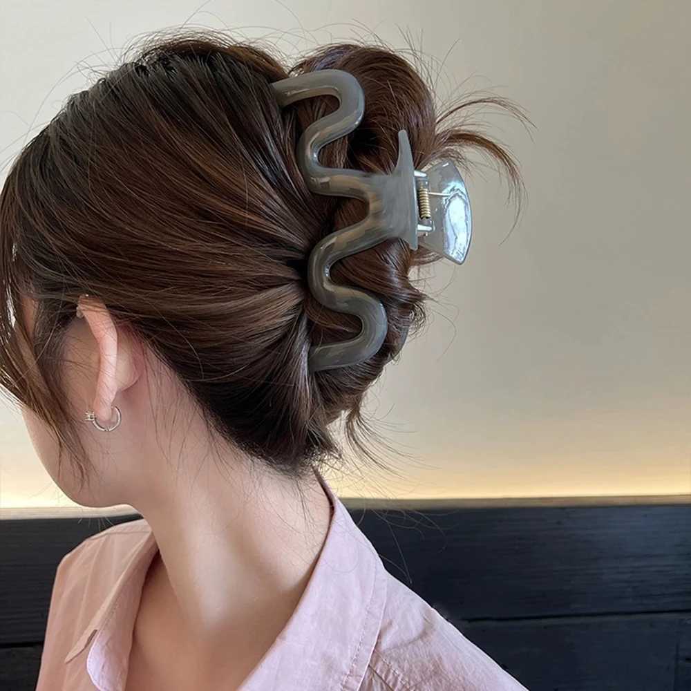 13cm large hair clip used for thick hair claws crab girls curly transparent coffee hair clips Korean ponytail accessories Y2504012