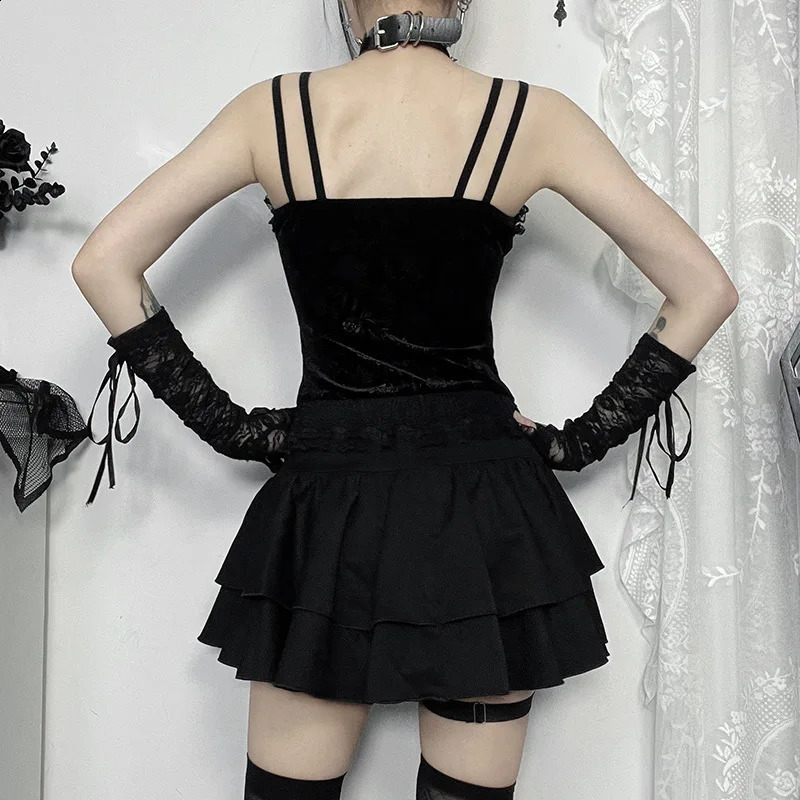 Gothic Black Lace Cross Mini Skirt Y2k Grunge Punk High Waist Pleated A-Line Skirts Vintage Women Aesthetic Alt Clothes 250411