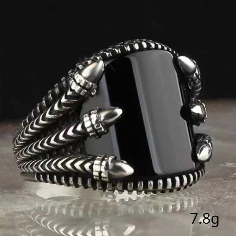 European and American retro pattern black curved gemstone ring mens punk fashion ringXJ250412