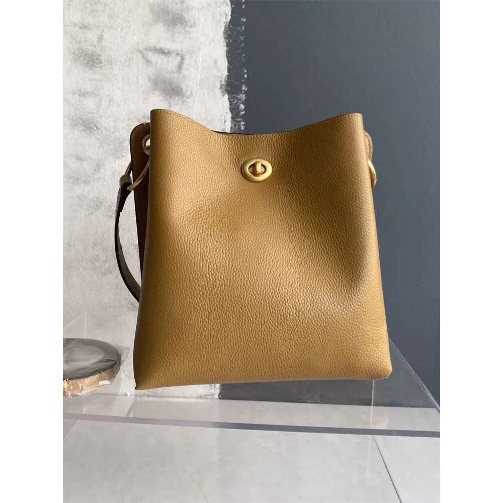 New Cowhide Genuine Leather Handbag Fashion Office Ladies Elegant Single Shoulder Crossbody Bag Women Large Capacity Bucket Bags