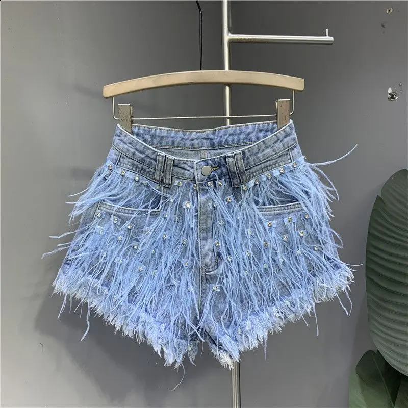 Summer Fashion Denim Shorts Women Personalized Tassel Diamond Wash Light Blue Short Jeans Fashion Sexy Feather Pants 250411