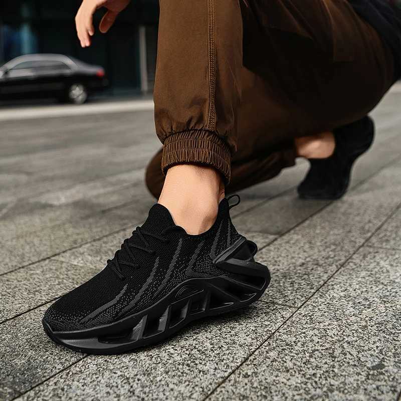 YRZL Mens Running Shoes Lightweight Breathable Mesh Comfortable Athletic Sneakers Non Slip Outdoor Sports Shoes for MenC250411