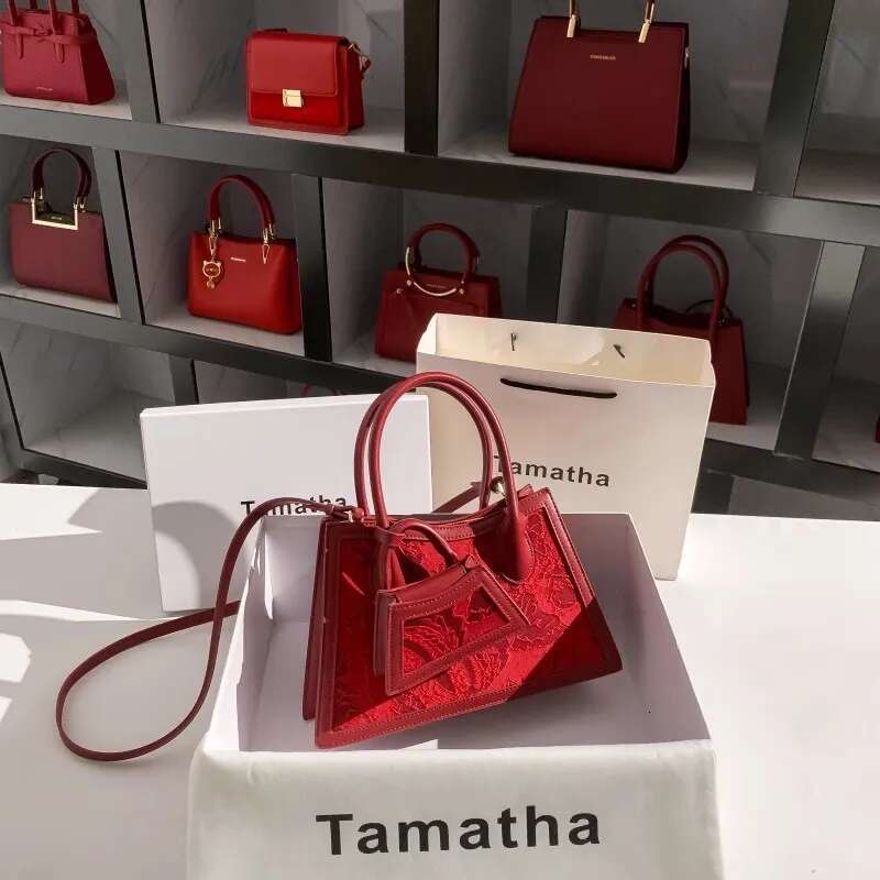 High Quality Sexy Red Fashion Embroidery Composite Textured Leather Women Handbag Lady Purse Casual Tote Crossbody Bag