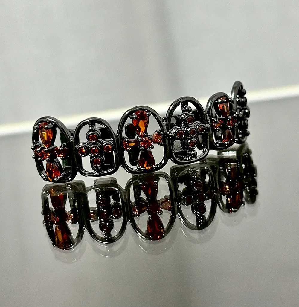 YONGX Gothic Y2K Red Zircon Cross Hollow Tooth Cap Bracket Black Hip Hop CZ Stone Tooth Grid Jewelry Halloween Tooth Grid W250412