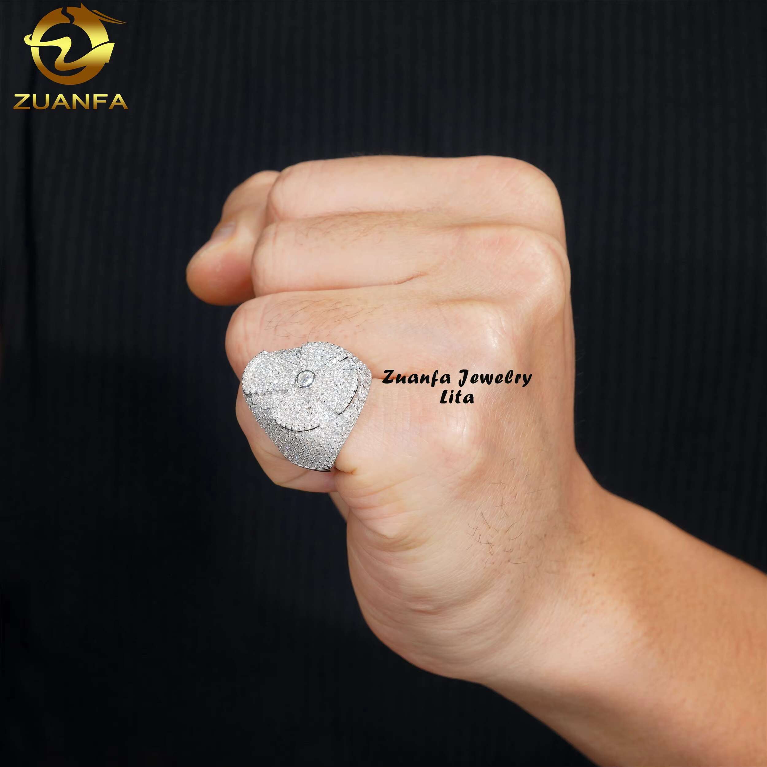 Luxury New Design GRA Certificate 925 Silver Iced Out Moissanite Diamond Mens Cross Ring