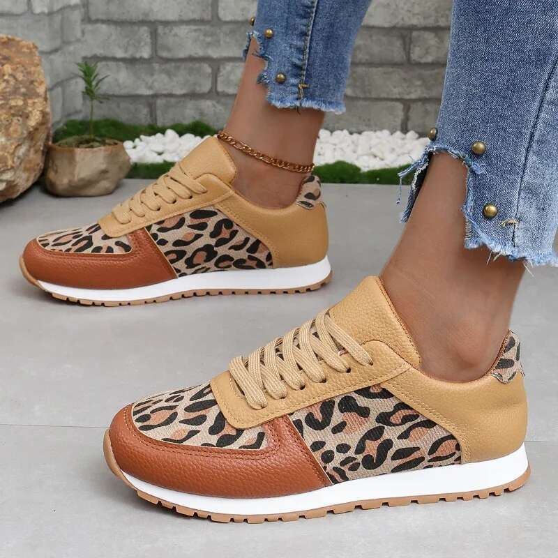 2025 Summer New Women's Sports Shoes Walking Training Shoes Designer Fashion Leopard Pattern Comfortable Slow Running Leisure Tennis Shoes