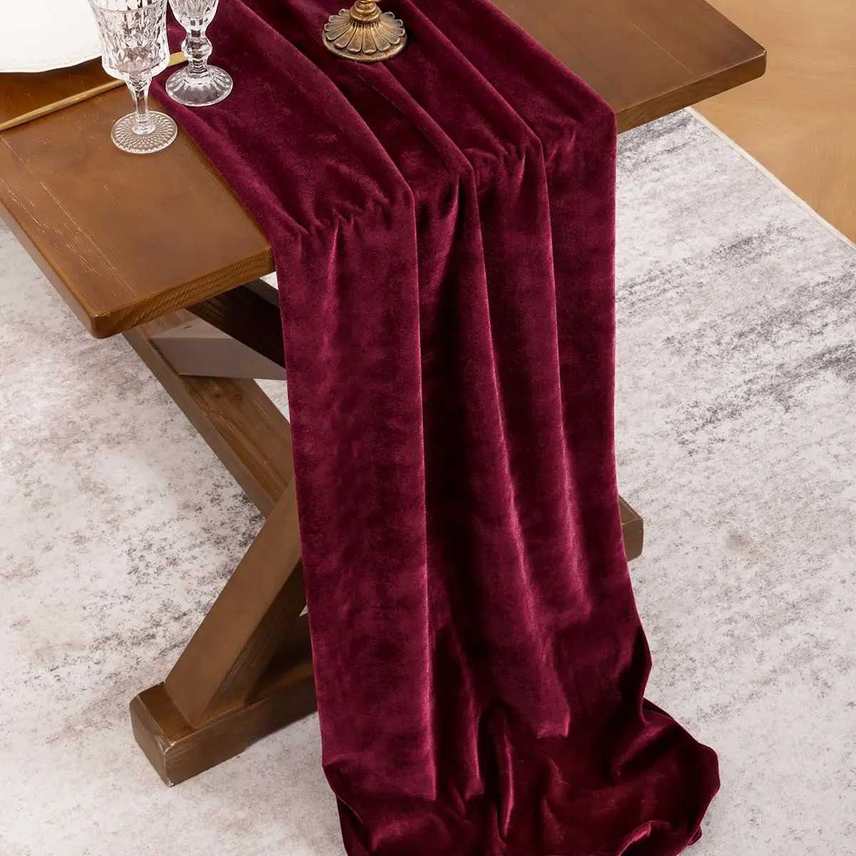 Christmas 1pc Burgundy Red Velvet Table Runner Christmas Cloth Decor 120 Inches 10ft Fabric Luxurious Runner for New Year Bridal Shower Y251113