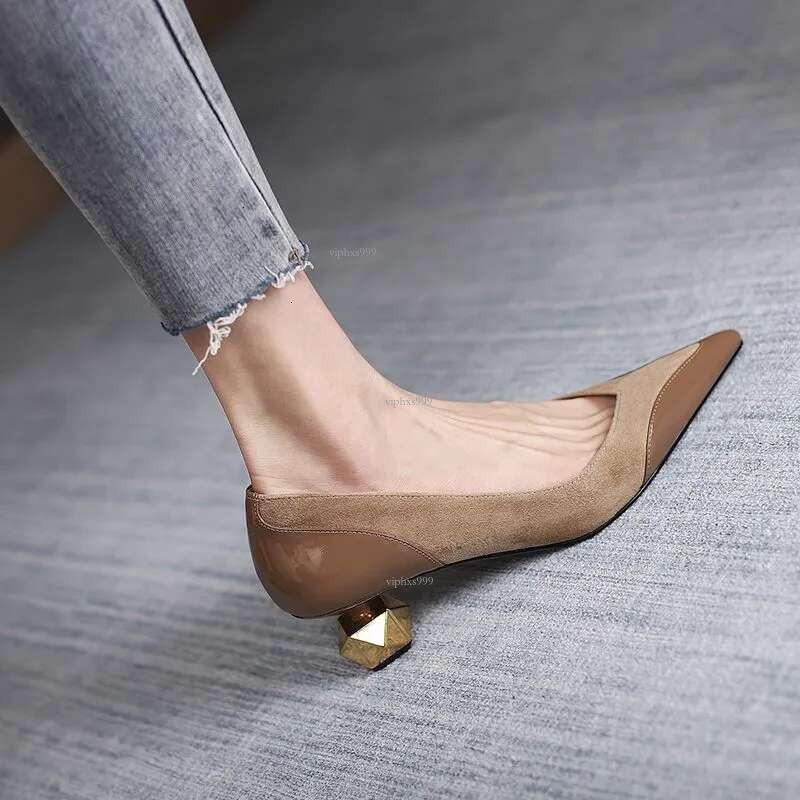 New free shipping designer shoes Northern Xinjiang Wolf's new patchwork single shoe women's middle heel pointed shallow mouth apricot high h