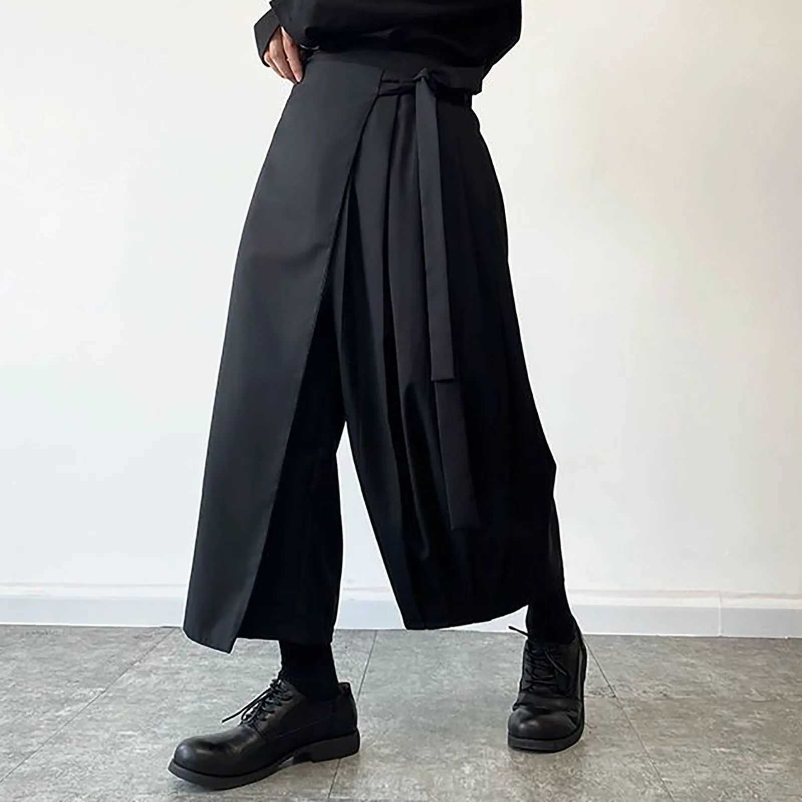 Retro dark style mens ski pants wide leg fashion bag Trouser Kendo Culottes solid color lace mens ski pants JapanXJ250412