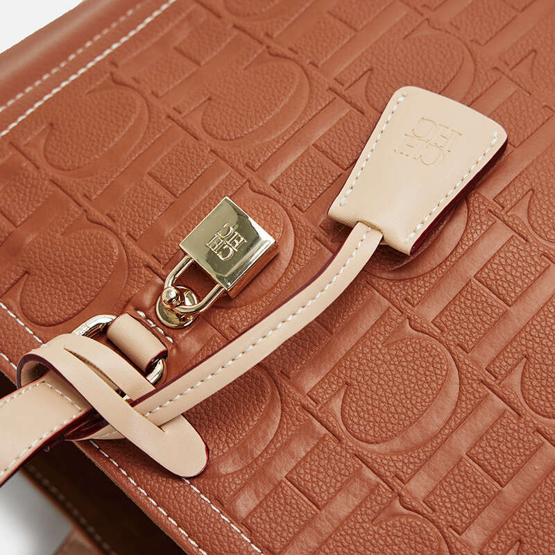 Designer handbag 2025 New CHHC Fashionable And Versatile Shoulder Bag, Women's Crossbody Bag