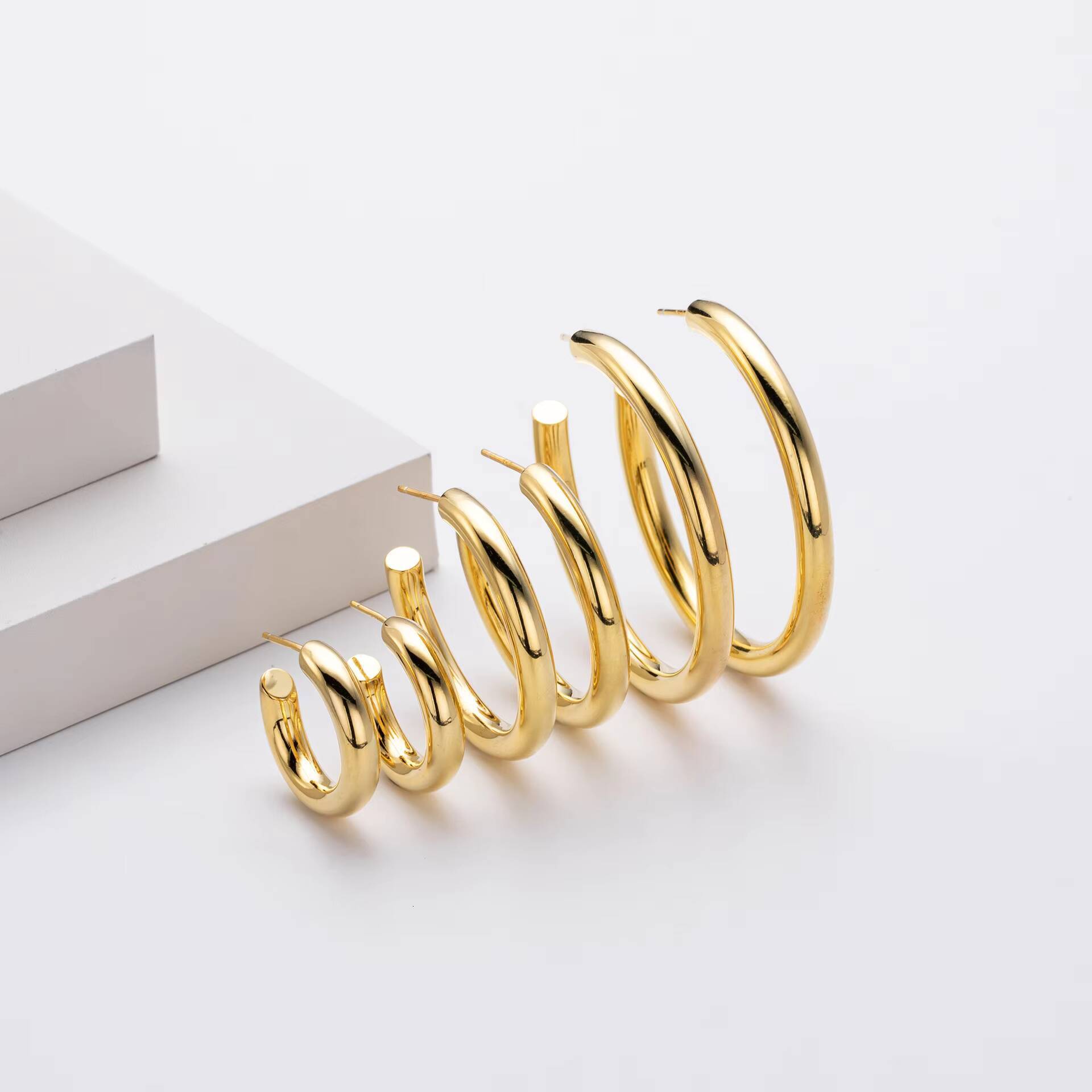 Vintage 925 Sterling Silver C-Shape Hoop Earrings Simple Geometric Design Womens Birthday Wedding Party Jewelry 20 mm