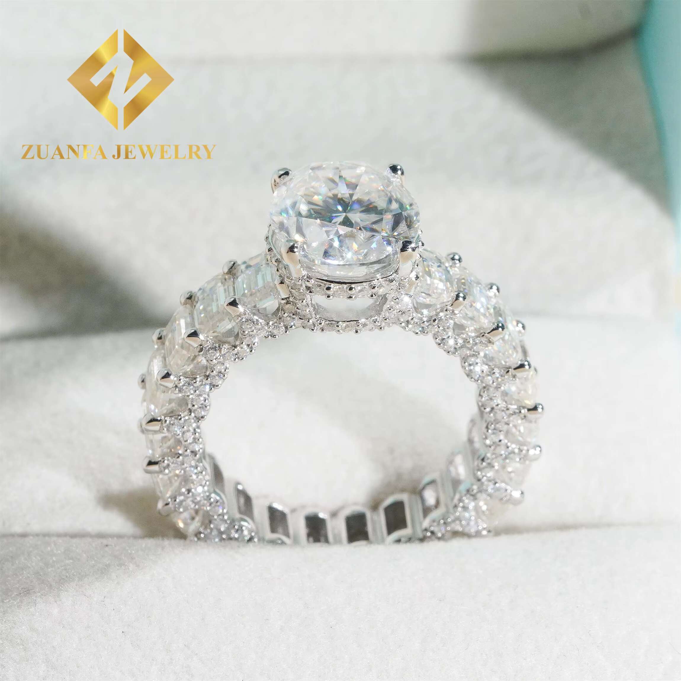 Luxury White Gold Color Boutique Bridal Wedding Jewelry Flawless 5Ct Oval +Emerald Moissanite Diamond Engagement Band Ring