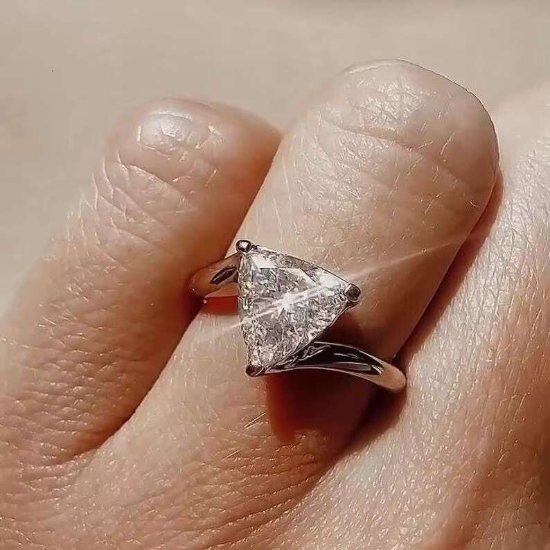 3CT Yellow Triangle Cut Solitaire Moissanite Engagement Rings Bypass Moissanite Diamond Wedding Anniversary Rings Gifts