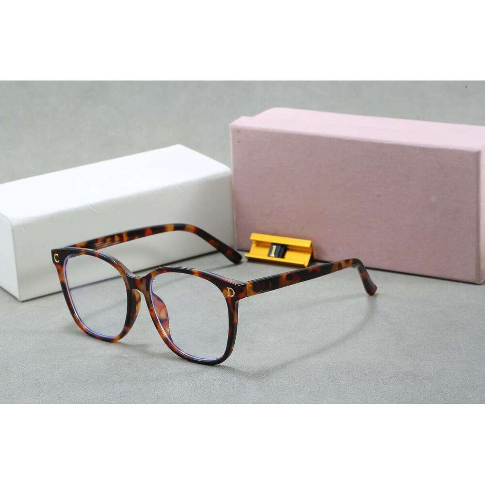 Luxury Designer Brand Sunglasses Designer Sunglass yeglass Women Men Glasses Womens Sun glass UV400 lens Unisex sun with sunglasses