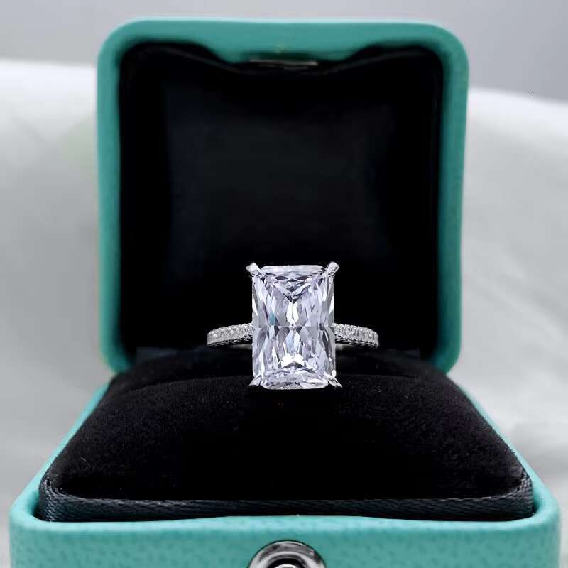 Hailer Hot Sale Diamond Moissanite Silver Ring Radiant Moissanite Ring