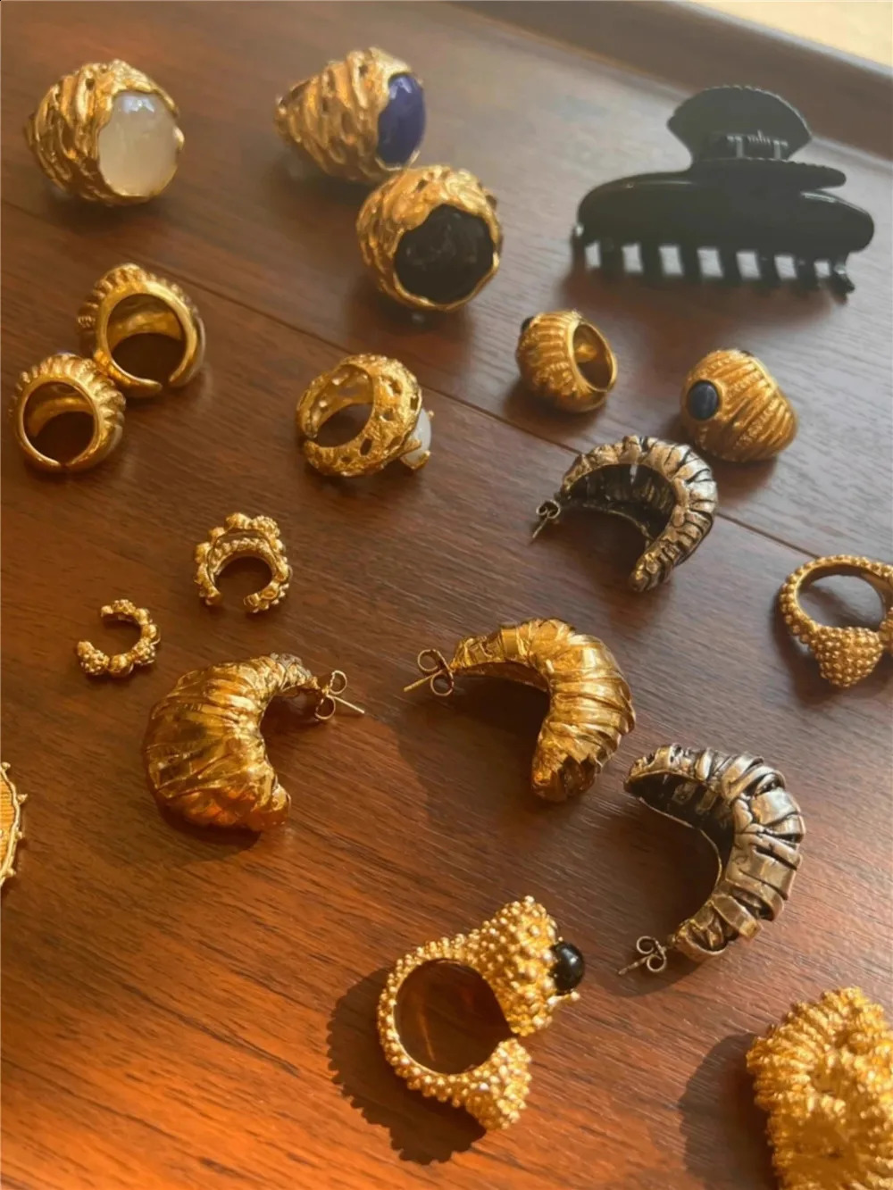 Vintage Metal Stud Earrings Geometric Irregular for Women Gold Color Brass Jewelry Personality Europe And America 250411