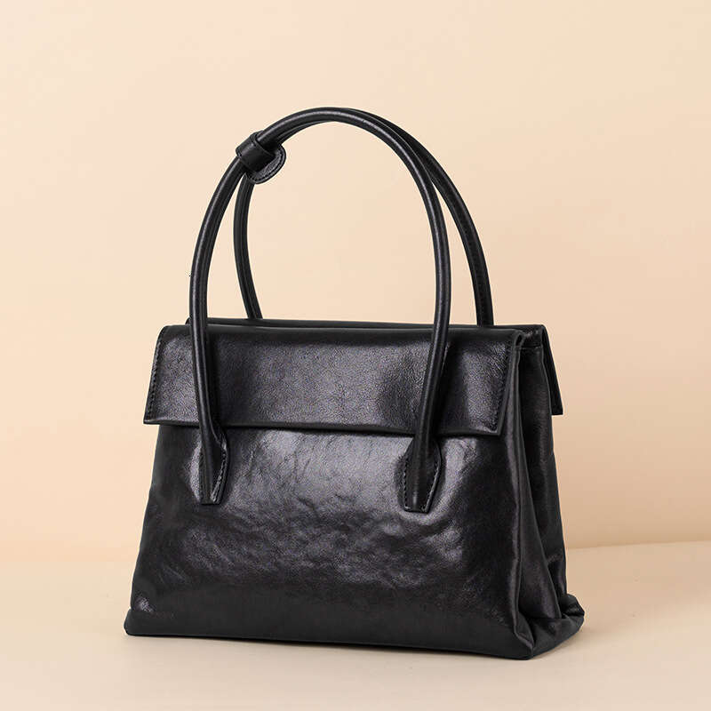 Luxury Bags Designer Fashion m Niche Brand Autumn & Winter Fashion Top Handle Bags New Genuine Leather Vegetable Tanned Cowhide One Shoulder Cross-bod