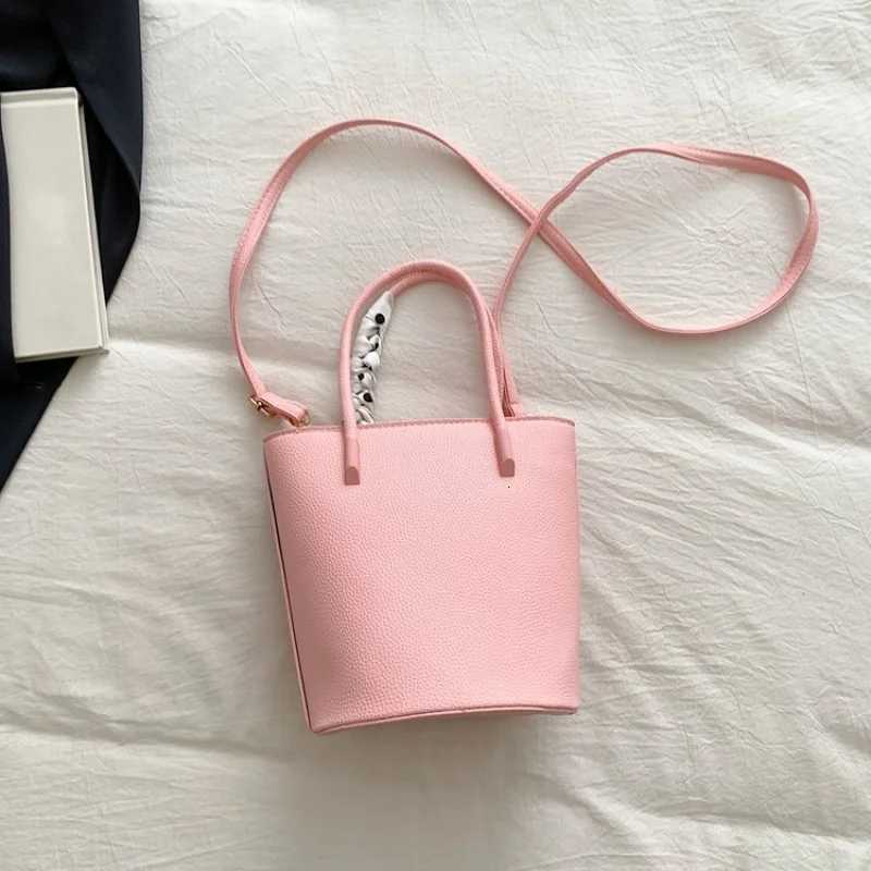 Ladies Handbag Leather Trendy FaMOUs Designer Elegant Craftwork Daily BagW251112