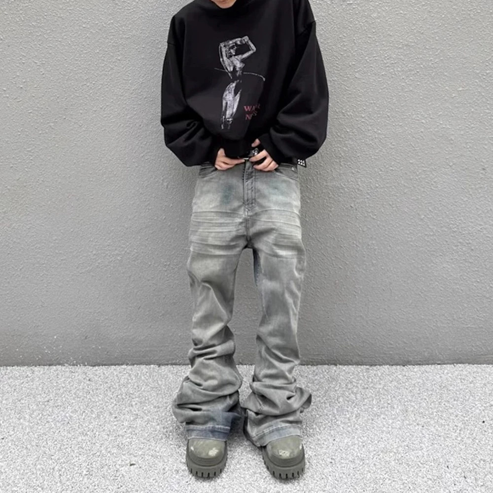 Streetwear Wrinkle Boot Cut for Men and Women Straight Harajuku Stretch Baggy Casual Flare Pants Oversized Loose Denim Trousers 251113