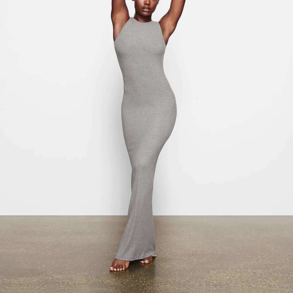 Women's Wear Kylie The Same Skin Sleeveless Vest Dress French Skinny Bag Hip Halter Long Skirt