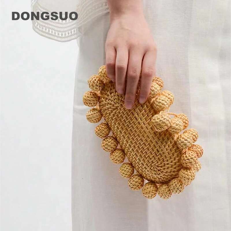 Designer Bag Women Egg Cane Bag Rattan Clutch Bag For Wedding Party Purse Summer Beach Wicker Handbag Designer 2024 New