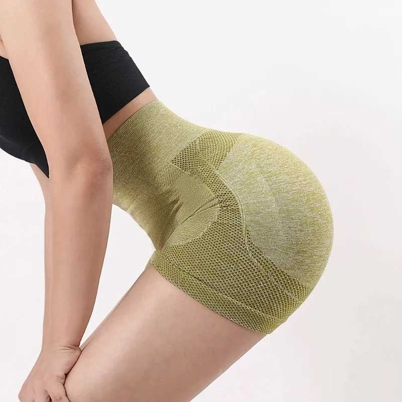 Sports yoga shorts womens exercise shorts seamless running cycling shorts hip lifting long legs high waist womens gym sportswear Y250412