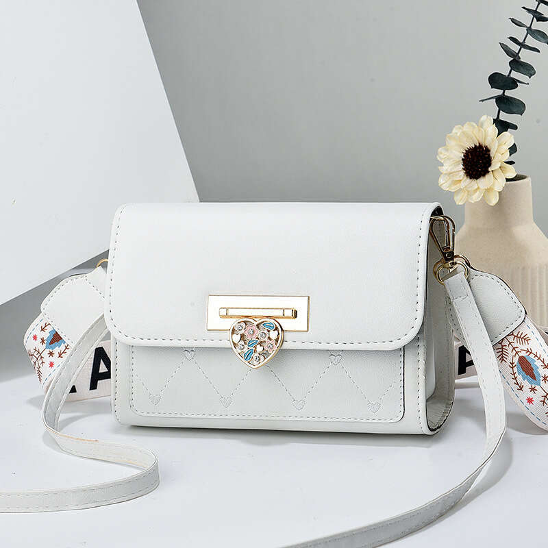 for Women 2025 New Trendy Western Style One Shoulder Crossbody Phone Versatile Internet Celebrity Small Square Bag