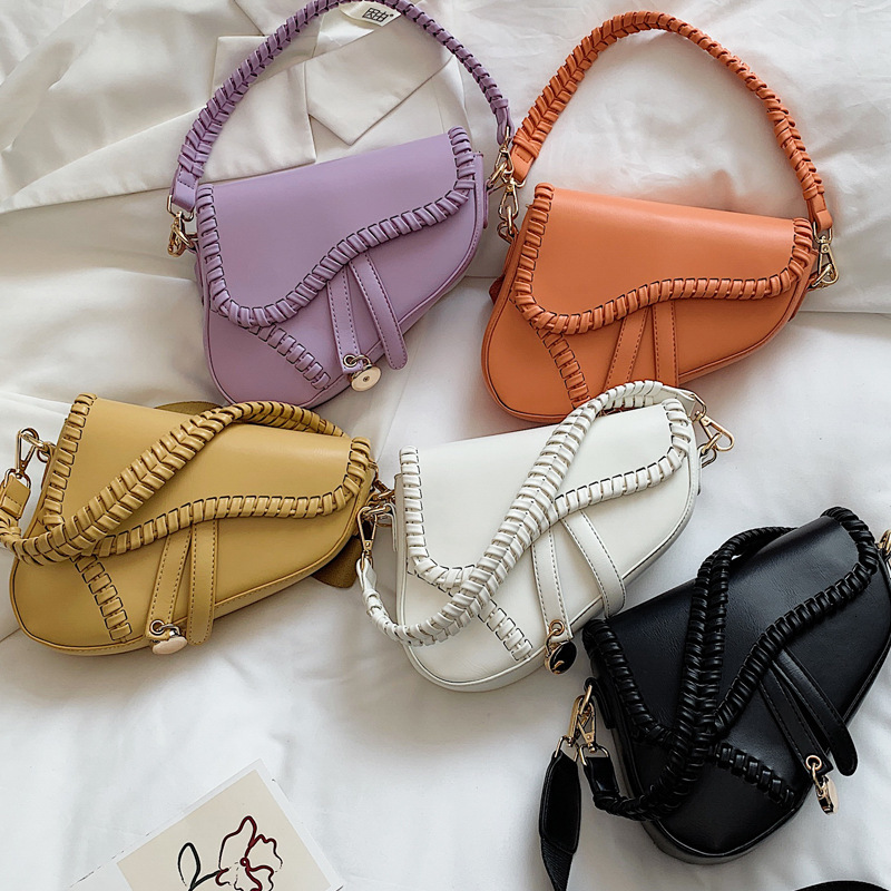 2025S Designer Women S Bag Fashion Korean Version Armpit For Women Spring Fashion Crossbody New Handheld Shoulder Bag Versatile Saddle Bag