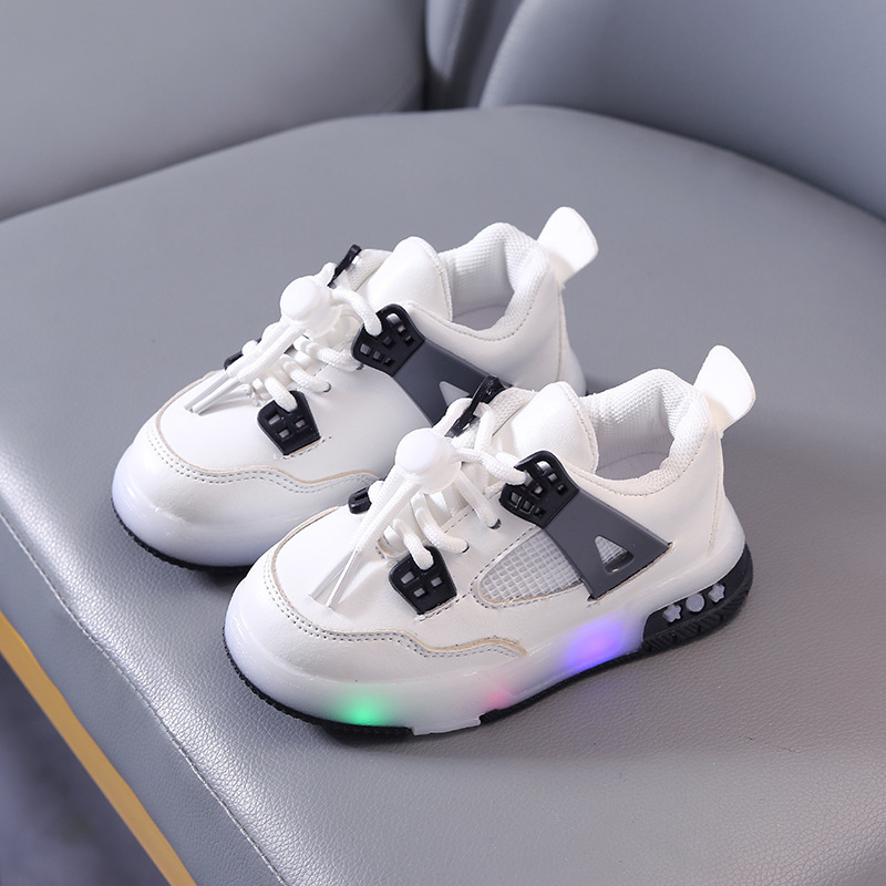 designer shoes 2025 style children's sports shoes leather upper LED luminous children's shoes for girls and boys aged 1-6 sports and leisure