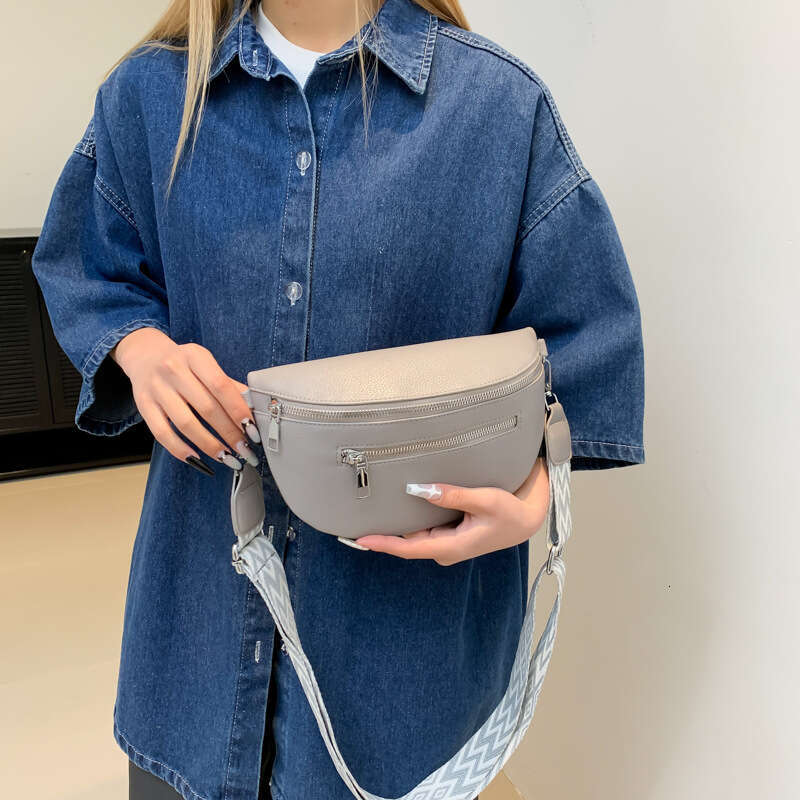 Big waist chest large capacity travel soft leather women's bag, single shoulder crossbody bag